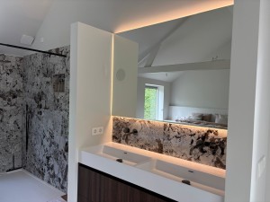 gallery_image_258.jpg