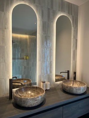 gallery_image_274.jpg